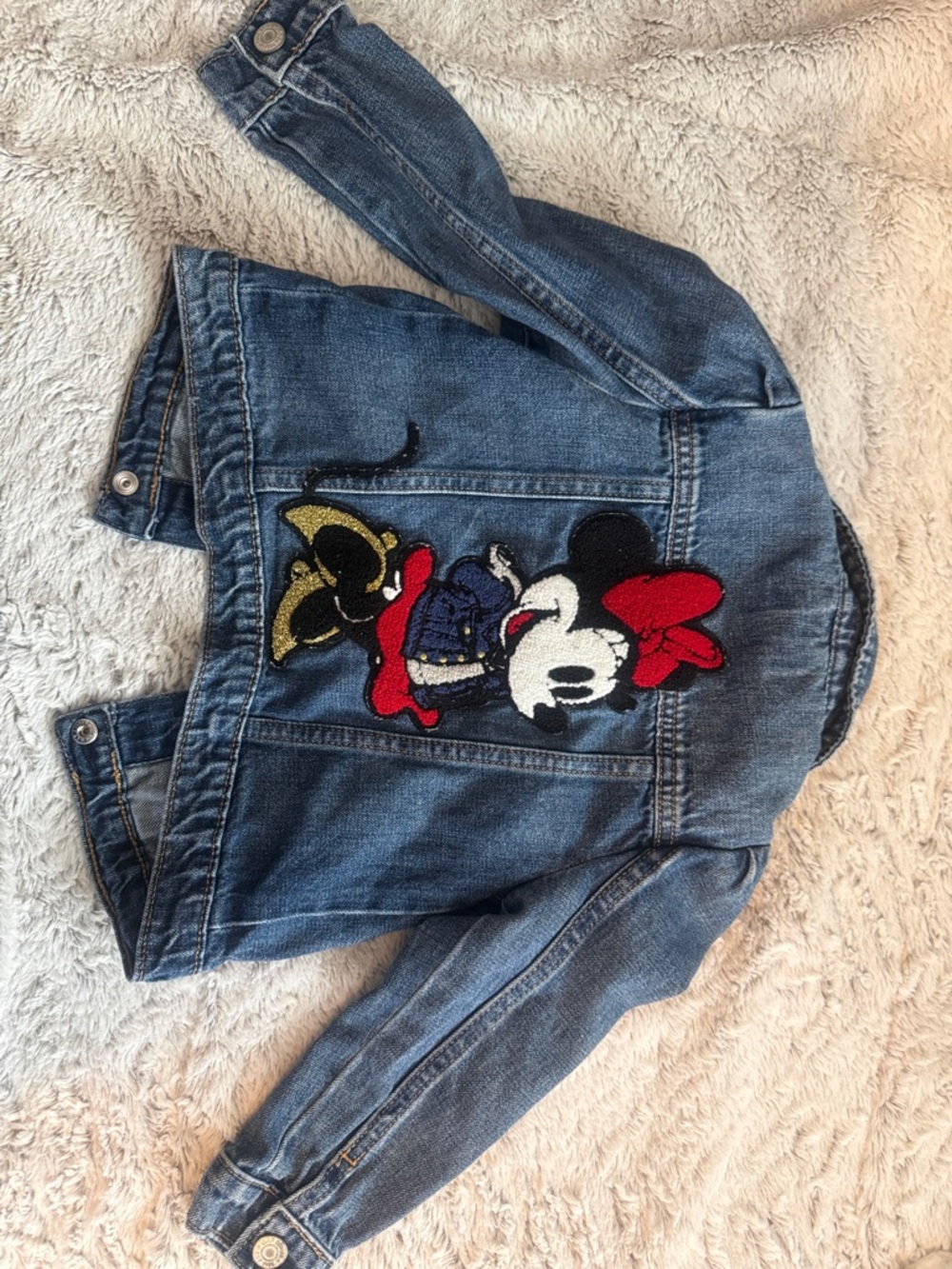 GAP Blue Denim Jacket Sleeve with Branded Snap